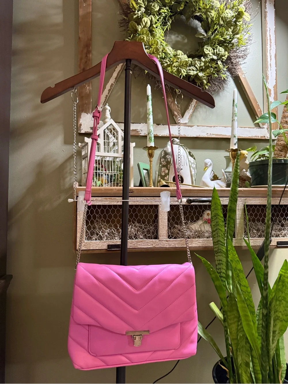 Pink shoulder purse